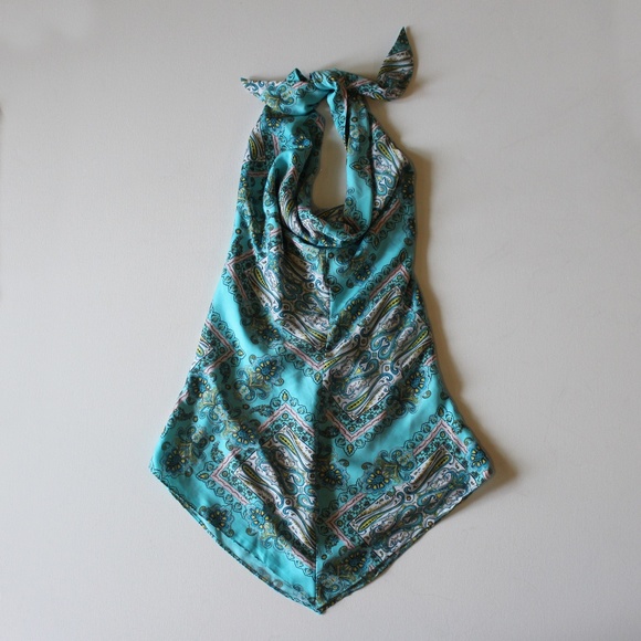 ❤️Victoria Secret Halter Paisley Bandana Top, NWOT - Picture 2 of 14